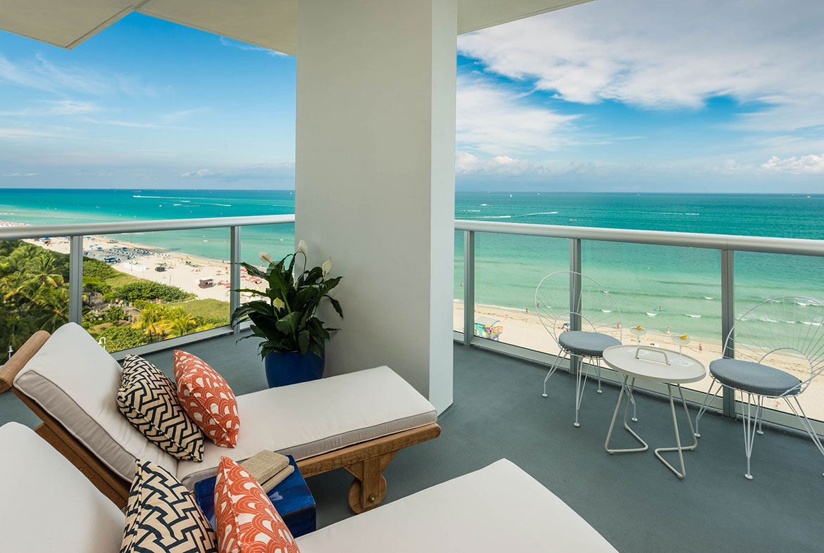 Amazing oceanfront apartment